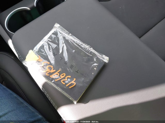 2026 TESLA MODEL Y 7SAYGDEE8TA444193 Photo 10