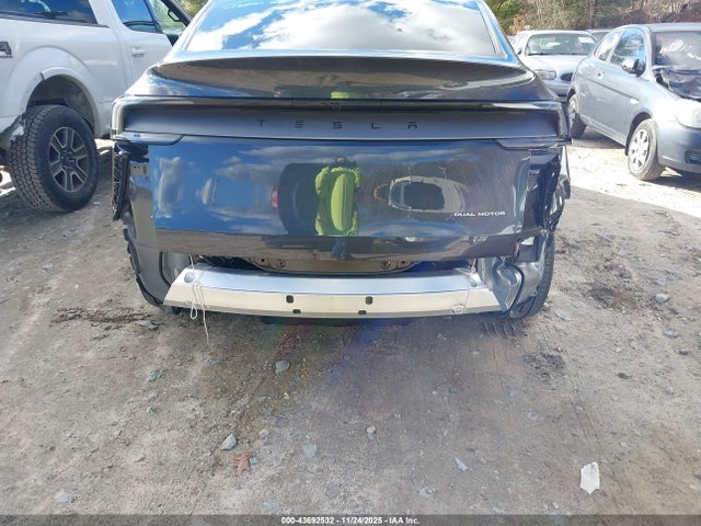 2026 TESLA MODEL Y 7SAYGDEE8TA444193 Photo 5