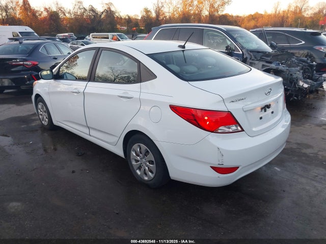 2017 HYUNDAI ACCENT KMHCT4AE9HU341631 Photo 2