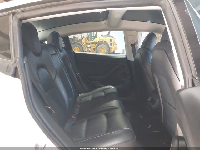 2023 TESLA MODEL 3 5YJ3E1EA5PF402940 Photo 7