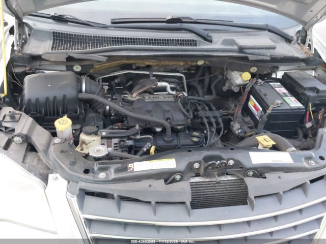 2008 CHRYSLER TOWN & COUNTRY 2A8HR54PX8R624072 Photo 9