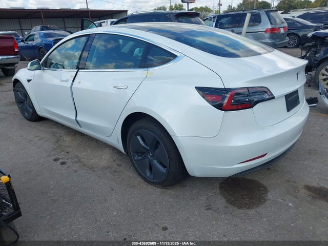 2020 TESLA MODEL 3 5YJ3E1EA5LF504488 Photo 2