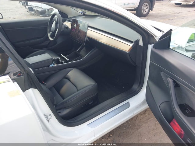 2020 TESLA MODEL 3 5YJ3E1EA5LF504488 Photo 4