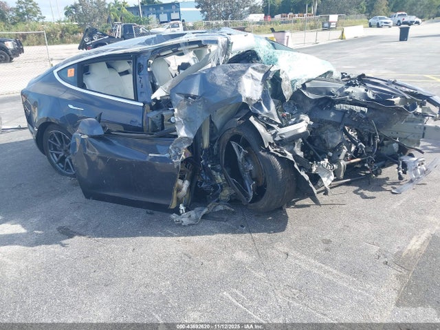 2020 TESLA MODEL 3 5YJ3E1EB9LF628577 Photo 0