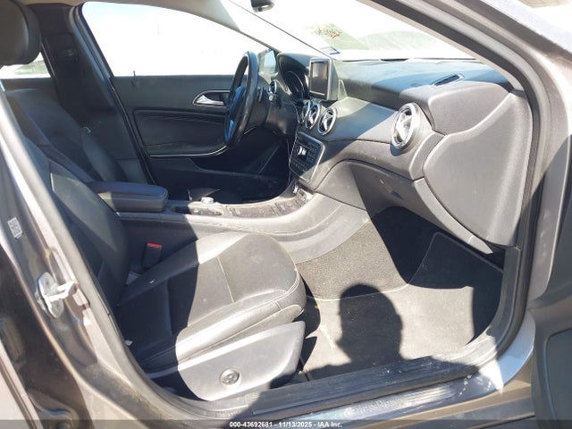 2015 MERCEDES-BENZ GLA 250 WDCTG4EB9FJ181249 Photo 4