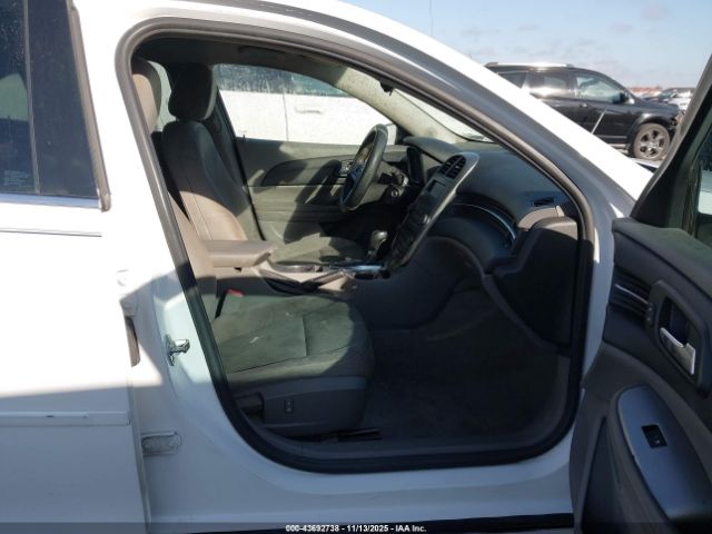 2015 CHEVROLET MALIBU 1G11B5SL4FF137704 Photo 4