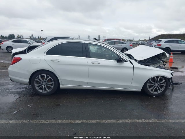 55SWF4KB3GU148782 Mercedes-Benz C 300 4matic