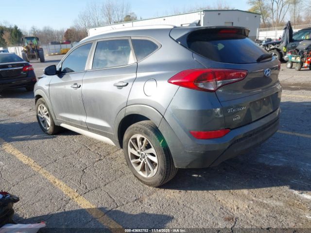 2018 HYUNDAI TUCSON KM8J3CA44JU660868 Photo 2
