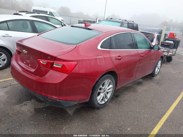 1G1ZD5ST1JF267655 Chevrolet MALIBU LT