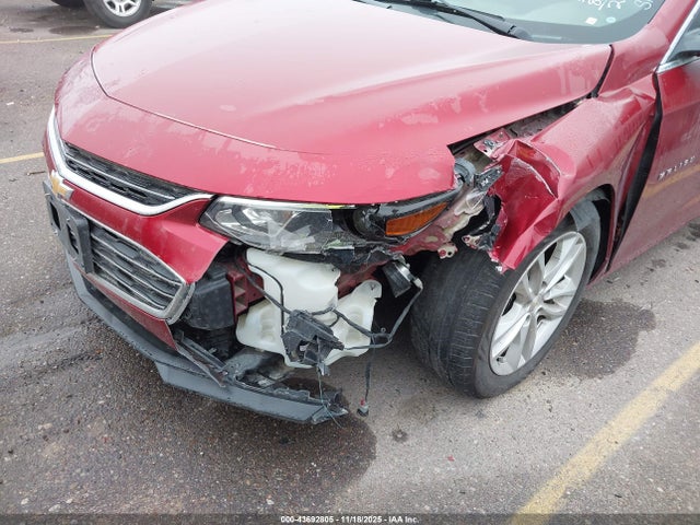 1G1ZD5ST1JF267655 Chevrolet MALIBU LT