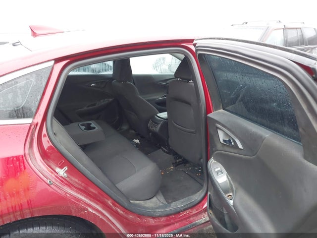 1G1ZD5ST1JF267655 Chevrolet MALIBU LT