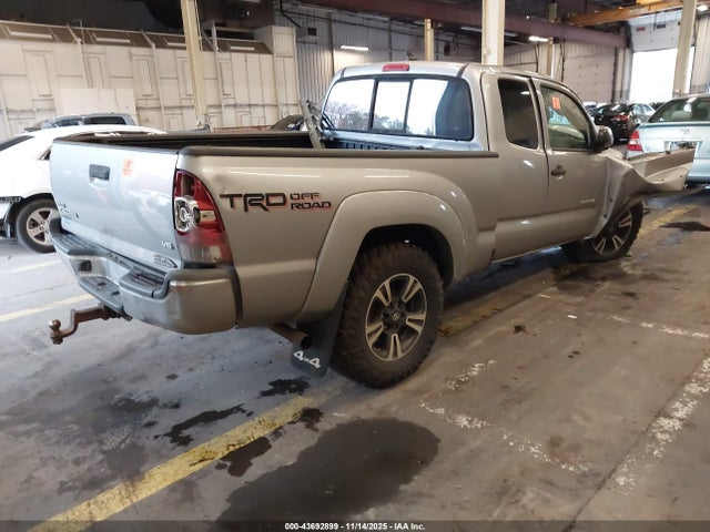5TFUU4EN9FX144552 Toyota Tacoma Base V6