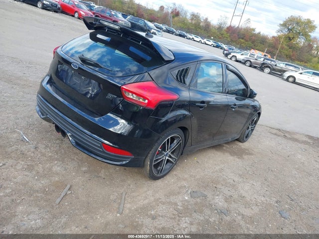 2017 FORD FOCUS ST 1FADP3L97HL301549 Photo 3