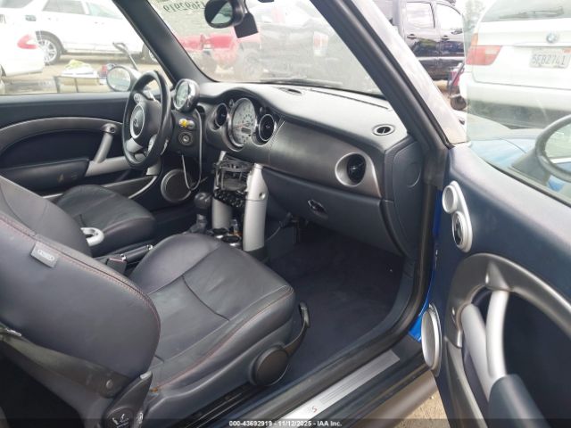 2006 MINI COOPER S WMWRH33566TK57290 Photo 4