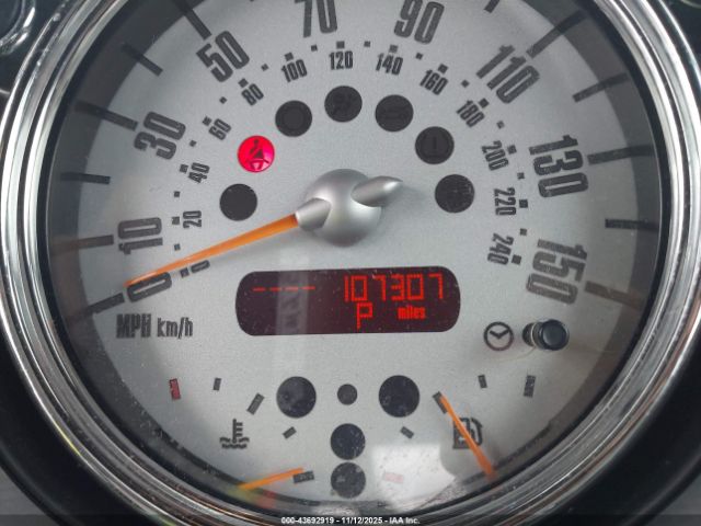 2006 MINI COOPER S WMWRH33566TK57290 Photo 6