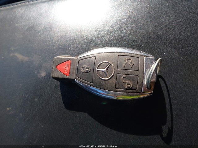 Продаж на аукціоні авто 2015 Mercedes-benz S 550, vin: WDDUG8CBXFA137643, номер лоту: 43692963