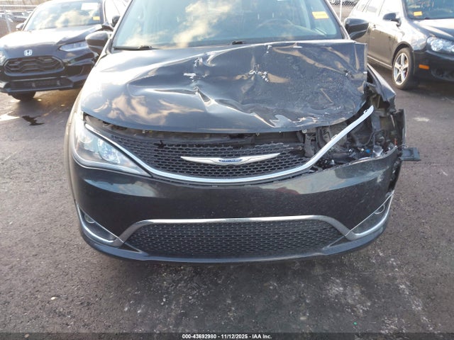 Aukcja sprzedaży 2018 Chrysler Pacifica Touring L, vin: 2C4RC1BG4JR353508, numer aukcji: 43692980