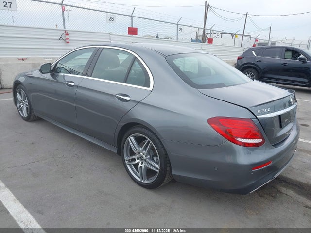 Mercedes-Benz E 300 2017 WDDZF4JB0HA287784 Image 3