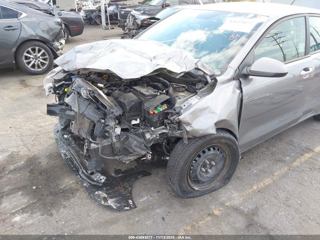 3KPA24AD3PE584127 KIA RIO S
