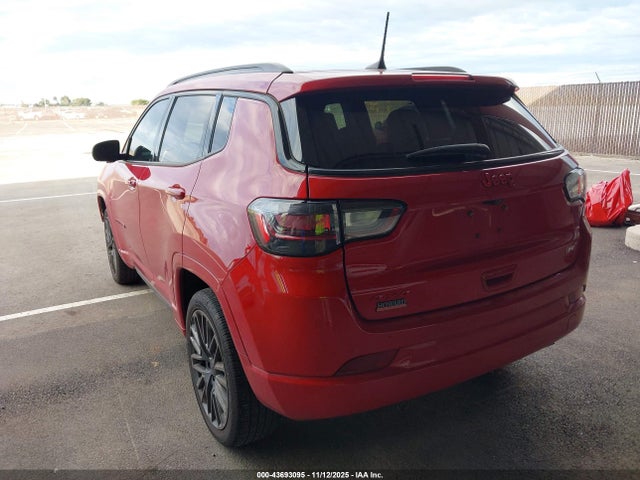 Jeep Compass (red) Edition 4x4 2022 3C4NJDCB9NT213093 Image 3