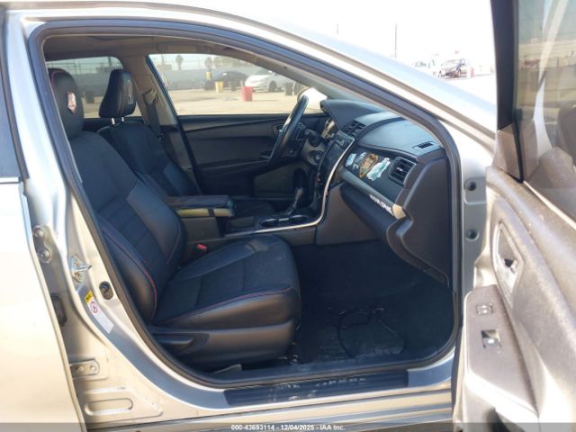 2017 TOYOTA CAMRY 4T1BF1FK2HU381694 Photo 4