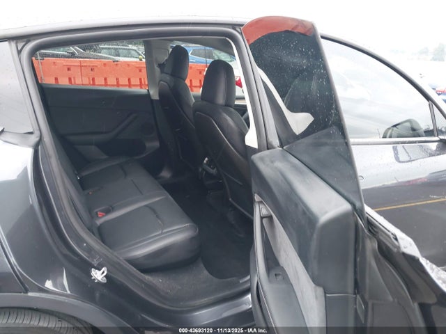 2024 TESLA MODEL Y 7SAYGDEF8RF089515 Photo 7