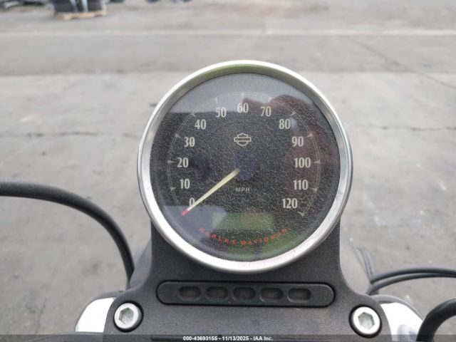 2017 HARLEY-DAVIDSON XL883 1HD4LE237HC427827 Photo 6