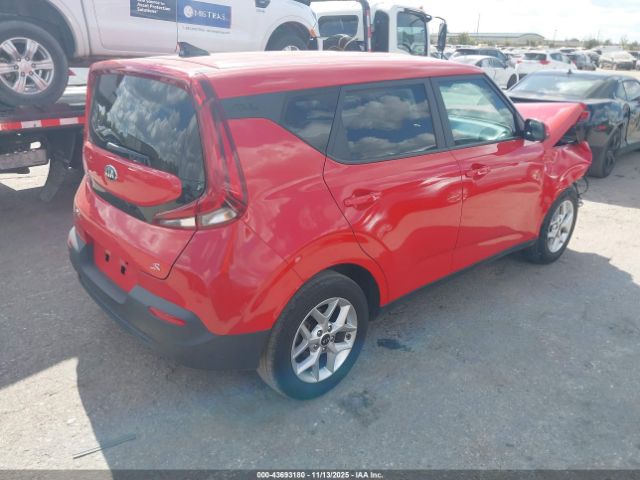 2021 KIA SOUL KNDJ23AU7M7748064 Photo 3