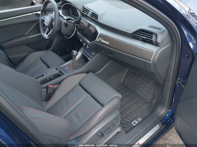 2025 AUDI Q3 WA1EECF37S1068913 Photo 4