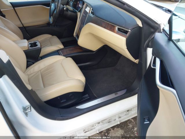 2017 TESLA MODEL S 5YJSA1E28HF210980 Photo 4