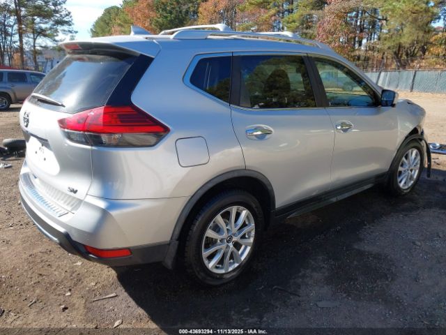 2017 NISSAN ROGUE JN8AT2MT4HW145292 Photo 3