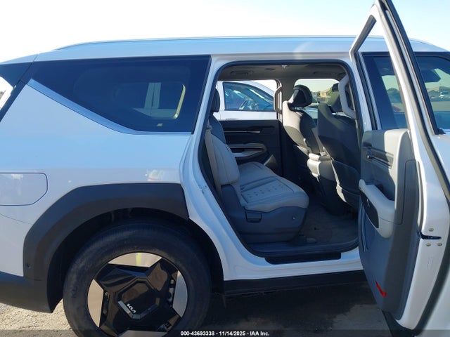 KIA Ev9 Wind 2026 5XYAFFS59TG006909 Image 8