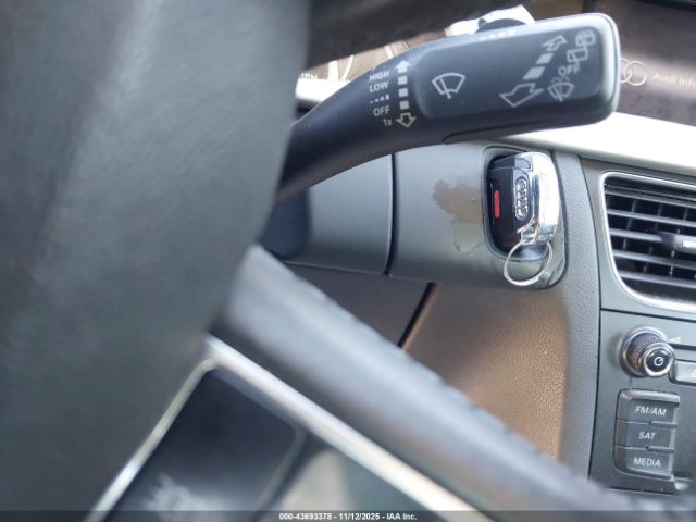 2011 AUDI A4 WAUSFAFL1BA009217 Photo 10