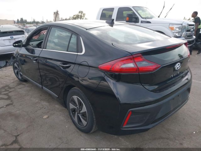 2019 HYUNDAI IONIQ HYBRID KMHC75LC4KU132844 Photo 2
