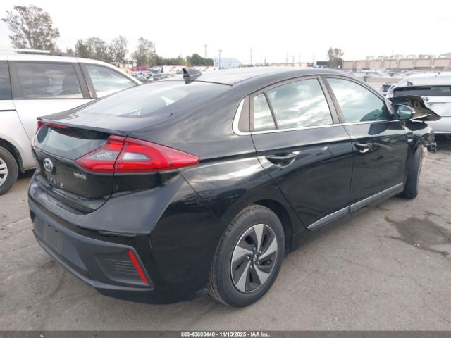 2019 HYUNDAI IONIQ HYBRID KMHC75LC4KU132844 Photo 3
