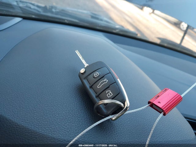 2022 AUDI Q3 WA1EECF37N1043921 Photo 10