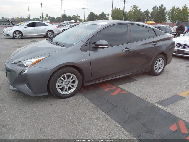 JTDKBRFU9G3527268 Toyota Prius Two