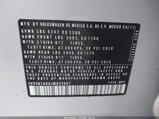 2018 VOLKSWAGEN TIGUAN 3VV3B7AX6JM033807 Photo 8