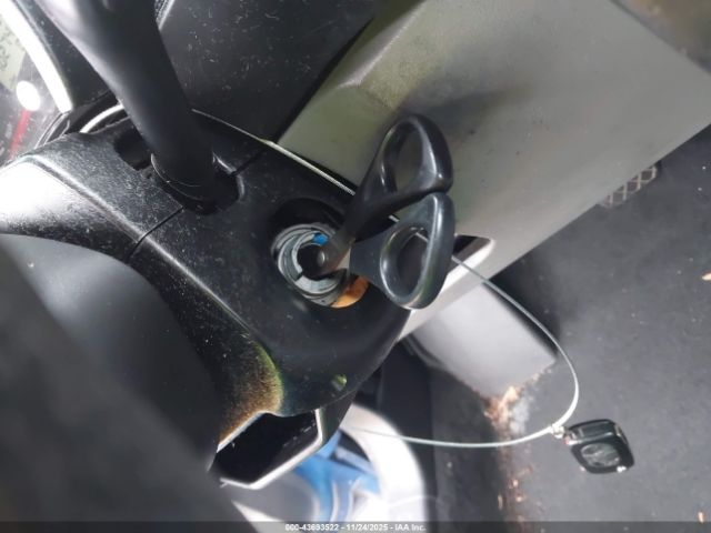 2001 VOLKSWAGEN NEW BEETLE 3VWDD21C51M401288 Photo 5