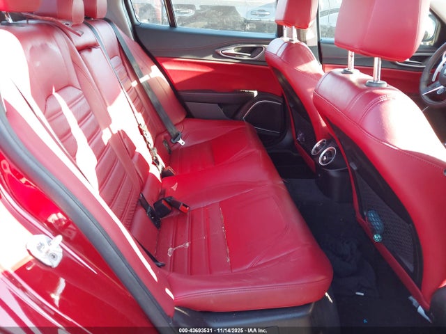 2018 ALFA ROMEO GIULIA ZARFAECN3J7569984 Photo 7