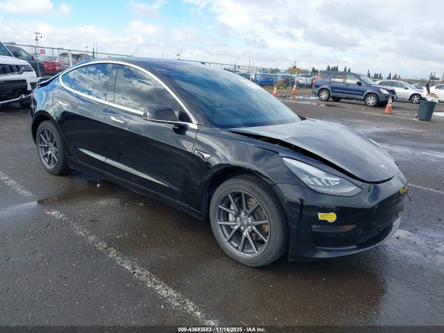 2018 TESLA MODEL 3 5YJ3E1EA7JF171711 Photo 0