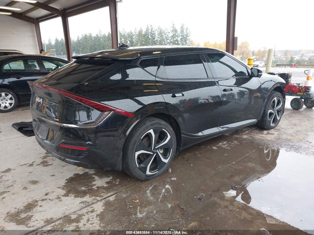 2022 KIA EV6 KNDC4DLC9N5069018 Photo 3