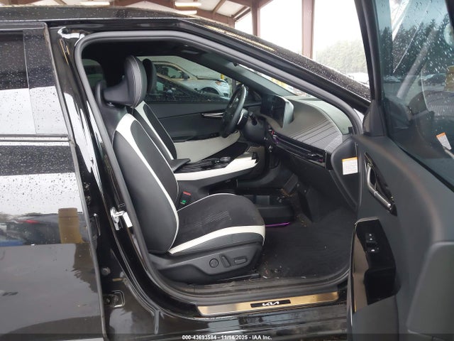 2022 KIA EV6 KNDC4DLC9N5069018 Photo 4
