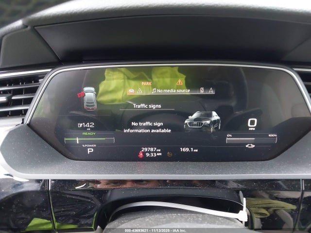2022 AUDI E-TRON SPORTBACK WA12AAGE1NB033320 Photo 6