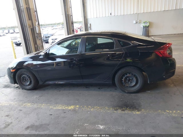 Honda Civic Lx 2018 2HGFC2F54JH523729 Image 14