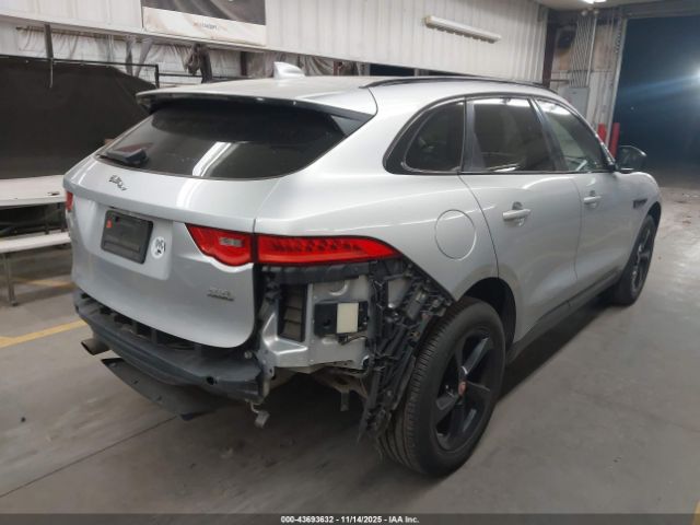 2018 JAGUAR F-PACE SADCJ2FX8JA278820 Photo 3