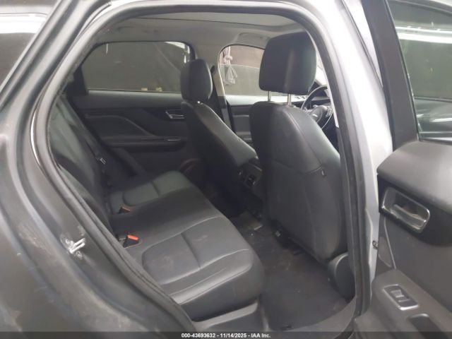 2018 JAGUAR F-PACE SADCJ2FX8JA278820 Photo 7