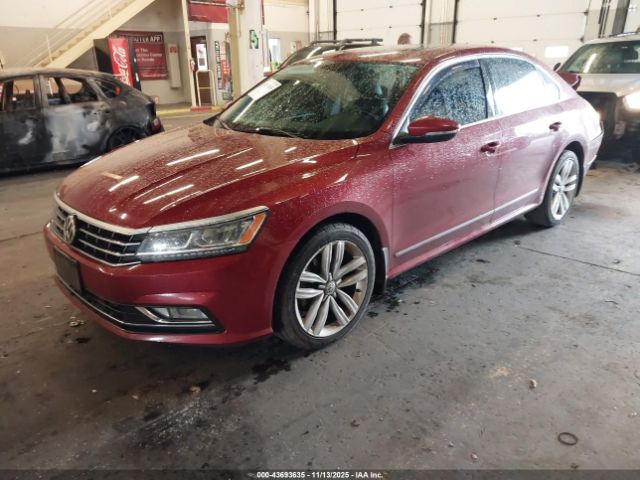 2017 VOLKSWAGEN PASSAT 1VWGT7A35HC020033 Photo 1