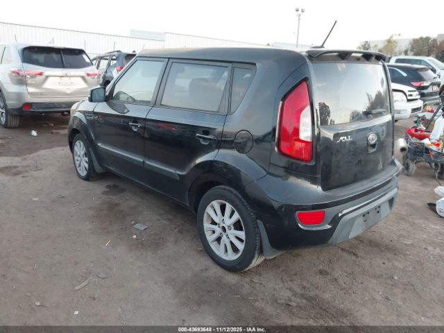 2012 KIA SOUL KNDJT2A68C7740269 Photo 2