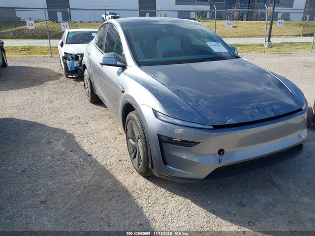 2026 TESLA MODEL Y 7SAYGDEE7TA468338 Photo 0